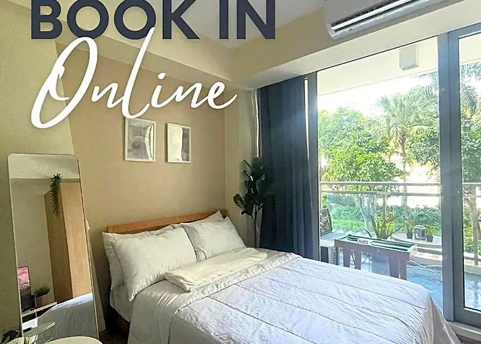 Cozy Azure Staycation Hotel