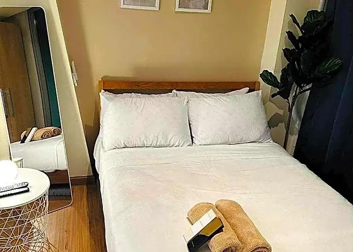 Cozy Azure Staycation Hotel Manila